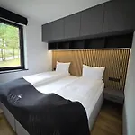 Czarna & Holiday park 4*