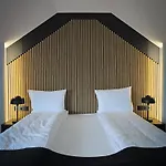 Czarna & Holiday park 4*