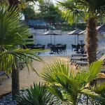 Czarna & Holiday park