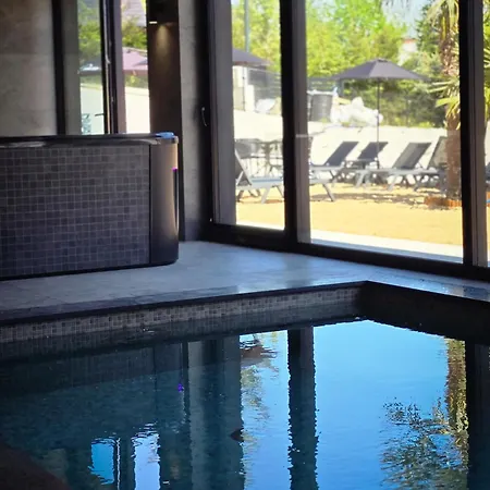 Kompleks wypoczynkowy Czarna Beach&spa